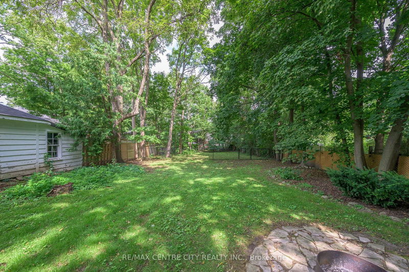 1305 Springbank Ave  London, N6K 1Z9 | Image 34