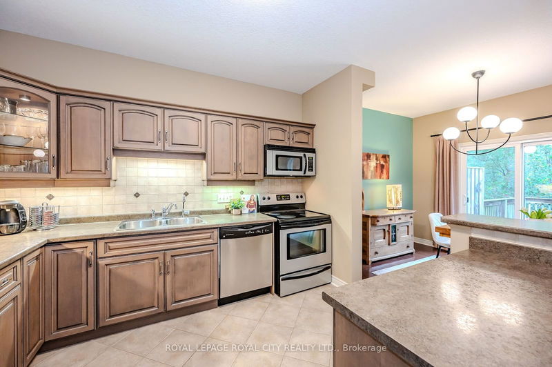  33 - 755 Willow Rd  Guelph, N1K 2A2 | Image 15