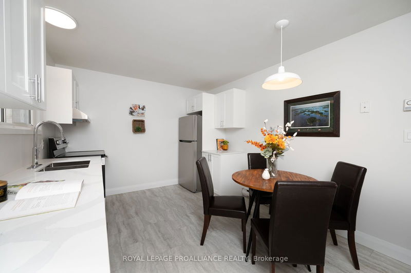  127 - 73 Rosemund Cres  Kingston, K7M 6Y9 | Image 5