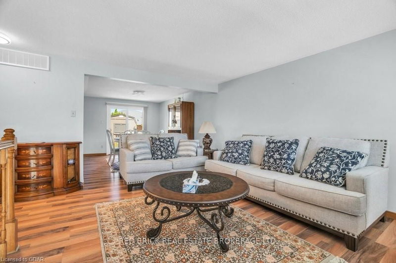 243 Stephanie Dr  Guelph, N1K 1L8 | Image 3