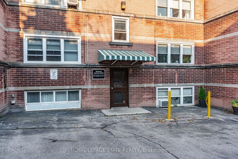  14 - 227 MacNab St S Hamilton, L8P 3C9 | Image 35