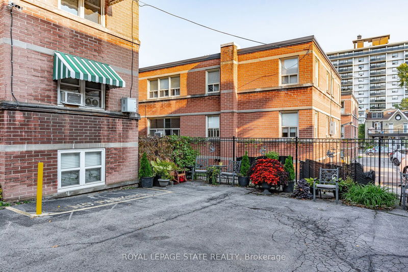  14 - 227 MacNab St S Hamilton, L8P 3C9 | Image 36