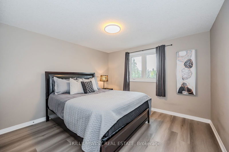  27 - 255 Summerfield Dr  Guelph, N1L 0E1 | Image 26