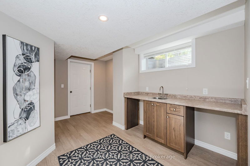  27 - 255 Summerfield Dr  Guelph, N1L 0E1 | Image 29