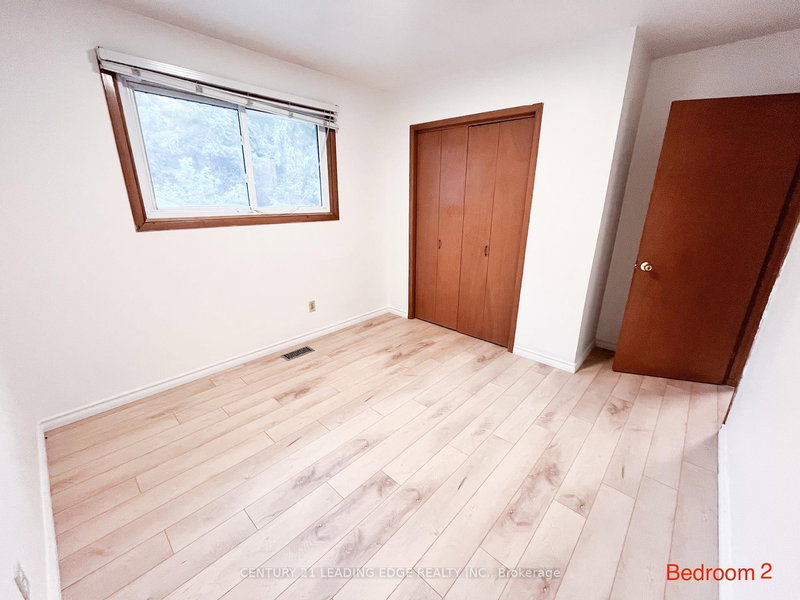 50 Limeridge Rd W, Hamilton, L9C 2V1 | Image 2