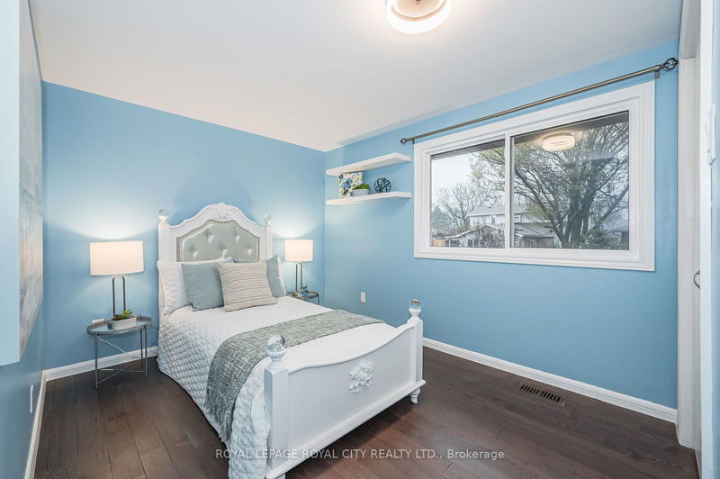 236 Ironwood Rd  Guelph, N1G 3G1 | Image 27