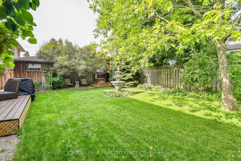 236 Ironwood Rd  Guelph, N1G 3G1 | Image 38