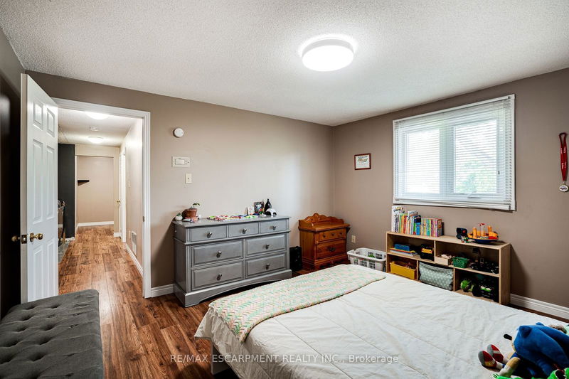 82 Osler Dr  Hamilton, L9H 4B5 | Image 19