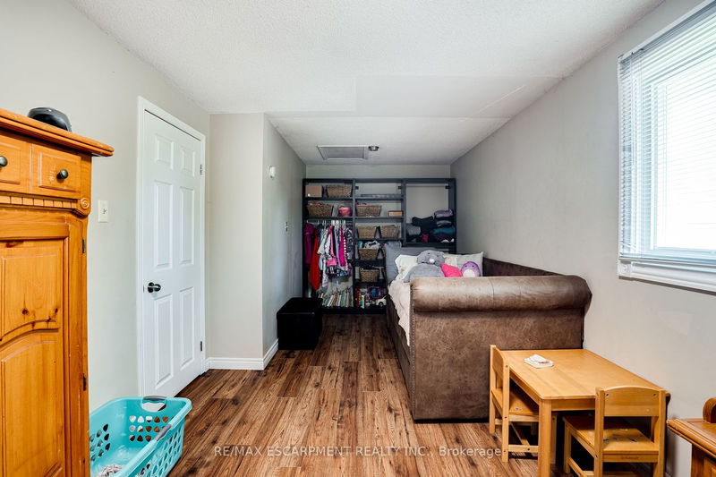 82 Osler Dr  Hamilton, L9H 4B5 | Image 20