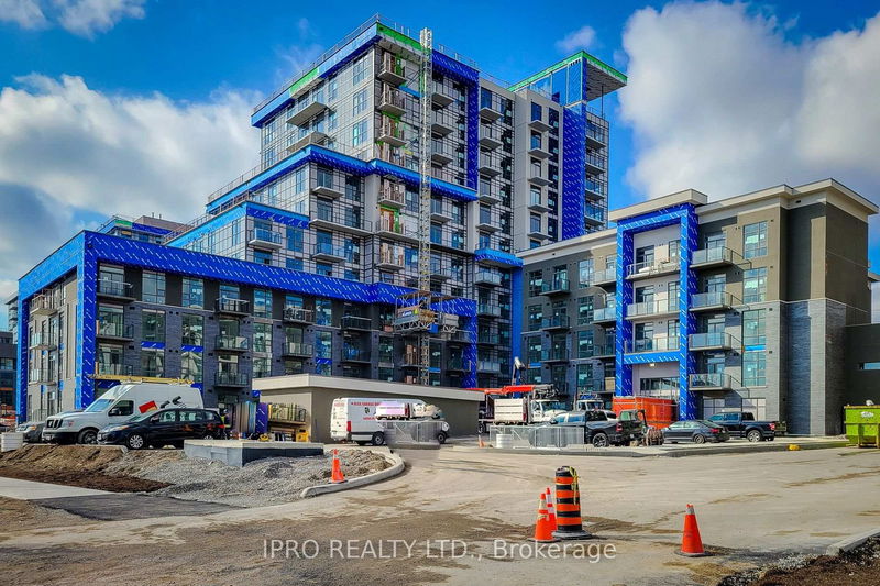 home for lease on 112-470 Dundas Street East Street