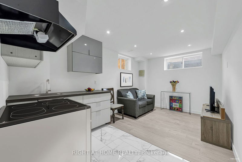 130 McFarlane Cres  Centre Wellington, N1M 0G5 | Image 26