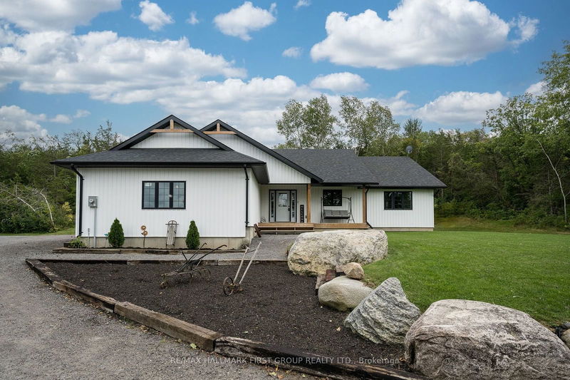 859 Gunter Settlement Rd  Quinte West, K8V 5V6 | Image 1