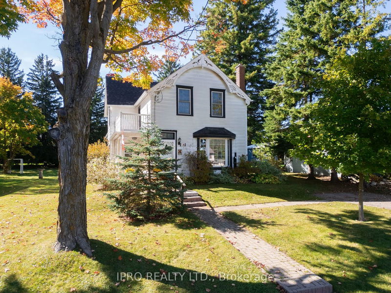 16 Leeson St S East Luther Grand Valley, L9W 5S5 | Image 1