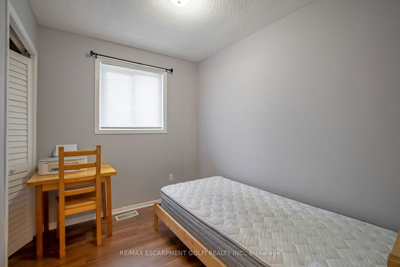 25 Lampman Cres  Thorold, L2V 4K6 | Image 19