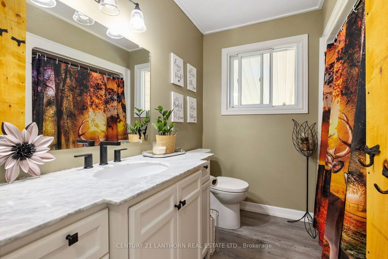 4 Stephen Cres  Quinte West, K8V 6B8 | Image 22