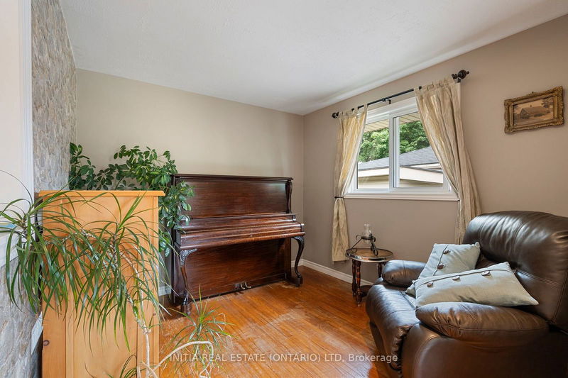 27 Hines Cres  London, N6C 3A2 | Image 13