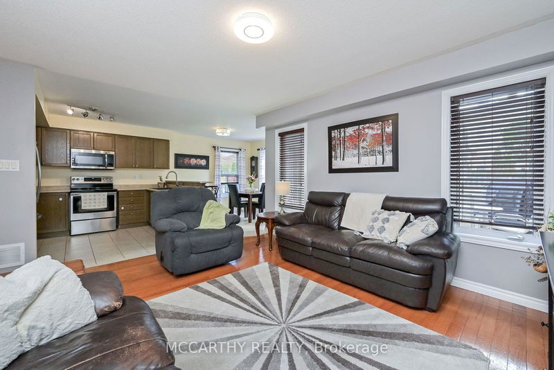 225 Berry St  Shelburne, L9V 3E1 | Image 12