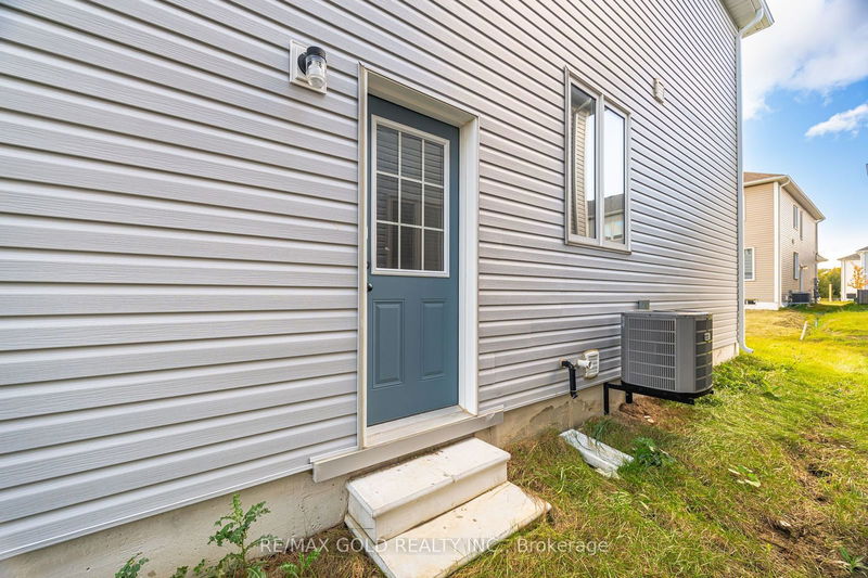 711 Potawatomi Cres  Shelburne, L9V 3Y4 | Image 27