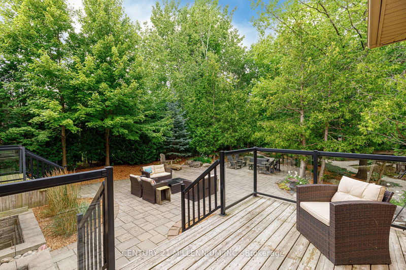 112 Cortina Cres  Blue Mountains, L9Y 0S9 | Image 35