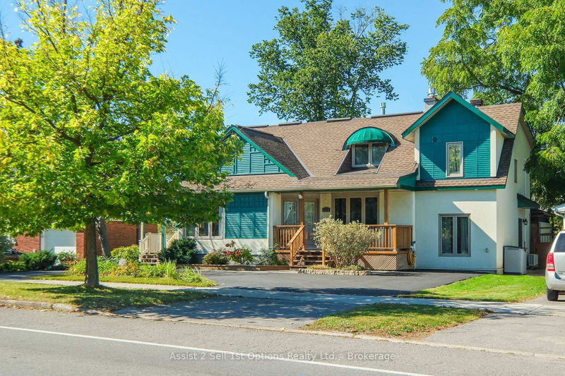 home for sale on 2010 Alta Vista Drive