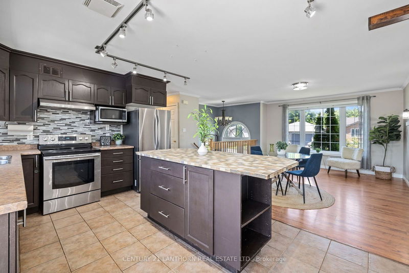 15 Jason Cres  Quinte West, K8V 6V1 | Image 3