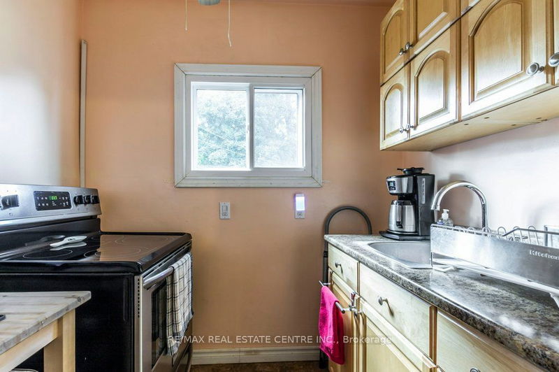 1264 King St E Hamilton, L8M 1G8 | Image 7