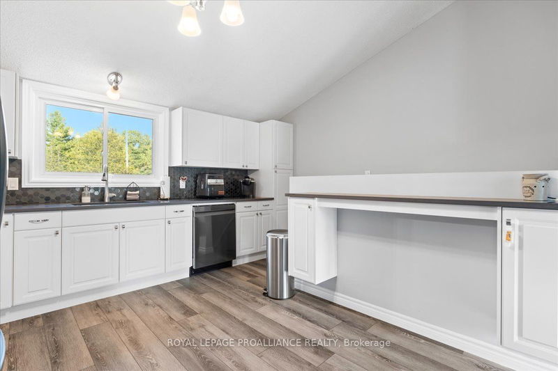 21959 Loyalist Pkwy  Quinte West, K0K 1L0 | Image 25