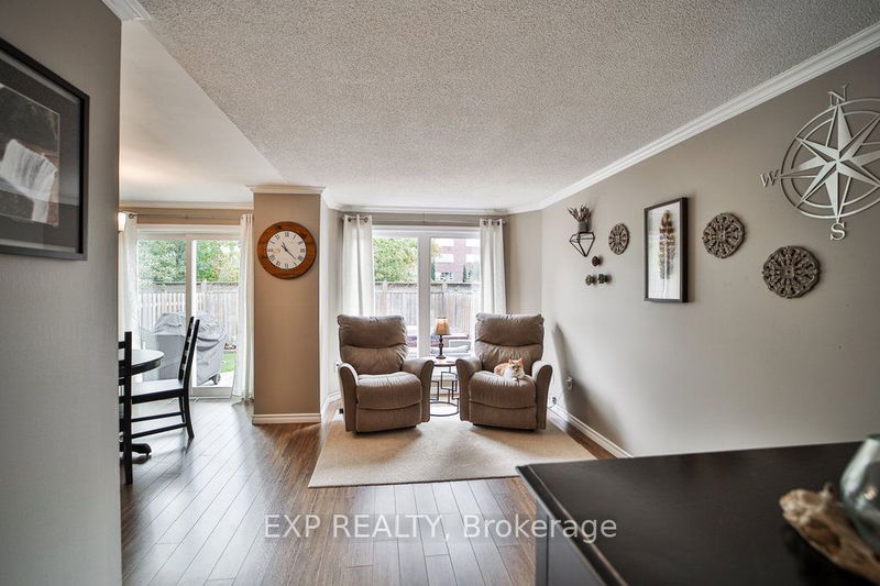 220 Tait Cres  Centre Wellington, N1M 3P6 | Image 13