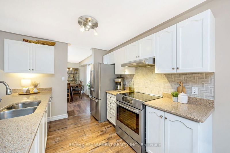 123 Academy Pl  Guelph/Eramosa, N0B 2K0 | Image 18