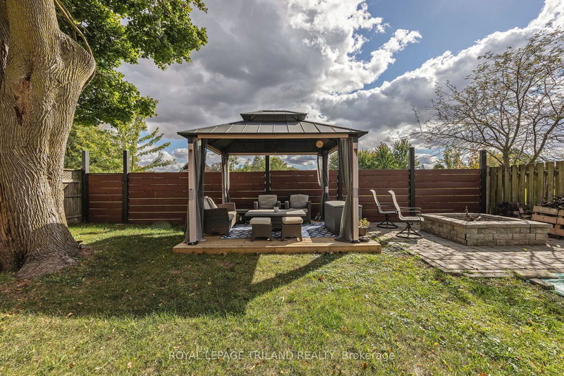 45 Masefield Cres  London, N5V 1M9 | Image 32