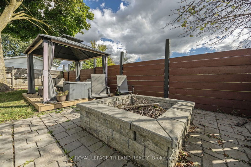 45 Masefield Cres  London, N5V 1M9 | Image 34