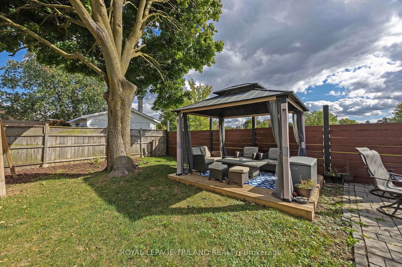 45 Masefield Cres  London, N5V 1M9 | Image 35