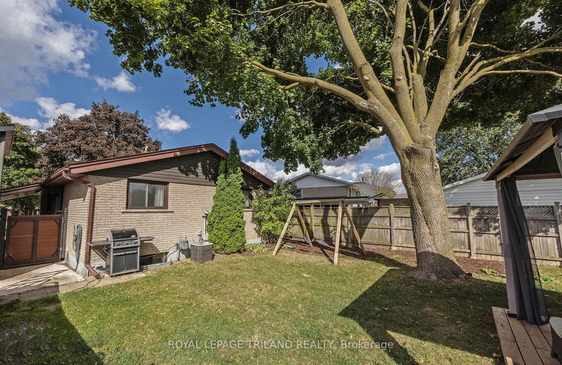 45 Masefield Cres  London, N5V 1M9 | Image 36