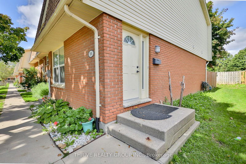  108 - 92 Stroud Cres  London, N6E 1Y8 | Image 3