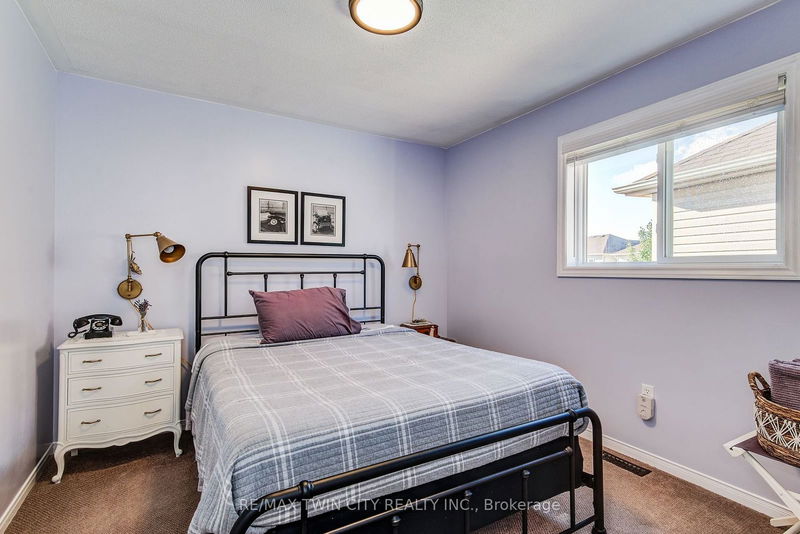 19 Sebastian Cres  Cambridge, N1P 1C5 | Image 15