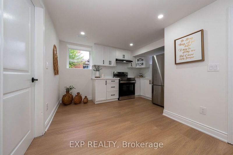 402 Upper Paradise Rd  Hamilton, L9C 5E1 | Image 24