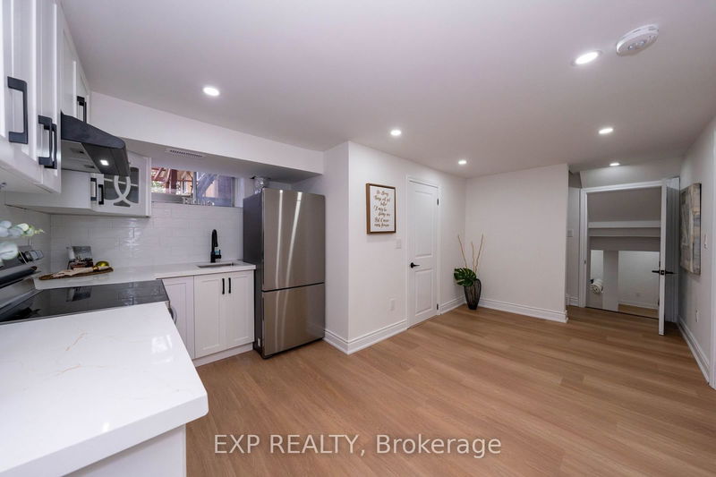 402 Upper Paradise Rd  Hamilton, L9C 5E1 | Image 25