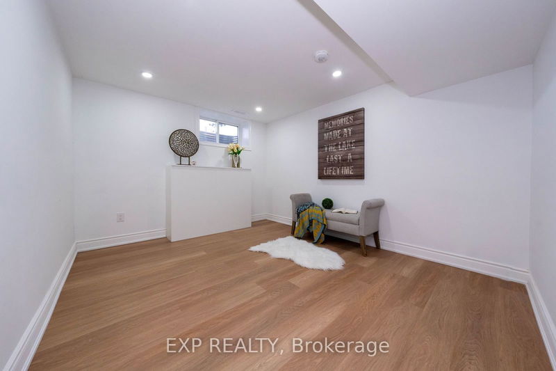 402 Upper Paradise Rd  Hamilton, L9C 5E1 | Image 28