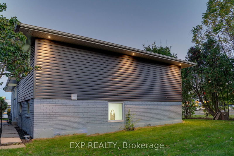 402 Upper Paradise Rd  Hamilton, L9C 5E1 | Image 38