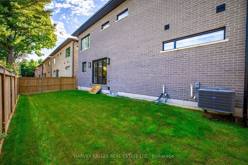  1 - 121 Fiddlers Green Rd  Hamilton, L9G 1W4 | Image 31