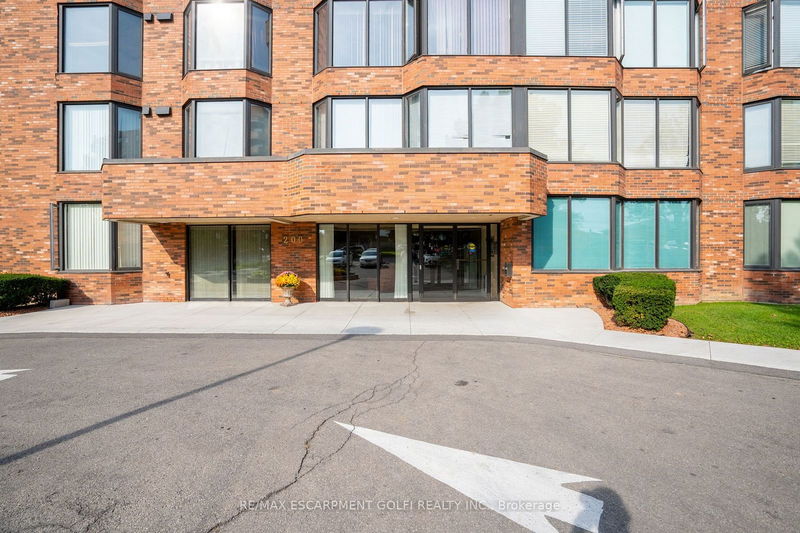  103 - 200 Limeridge Rd W Hamilton, L9C 7M7 | Image 7