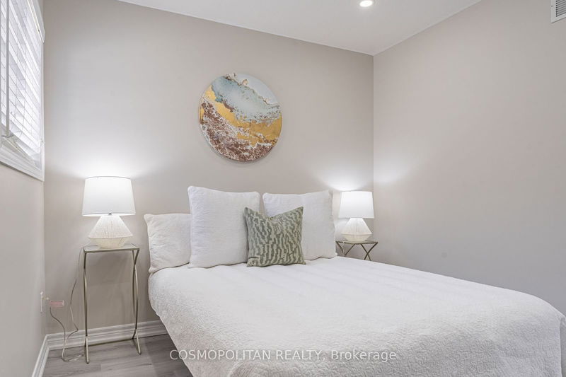 7045 Kalar Rd  Niagara Falls, L2H 3J6 | Image 27