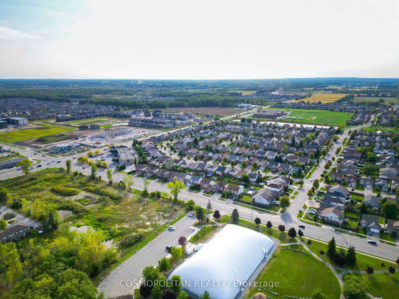 7045 Kalar Rd  Niagara Falls, L2H 3J6 | Image 34