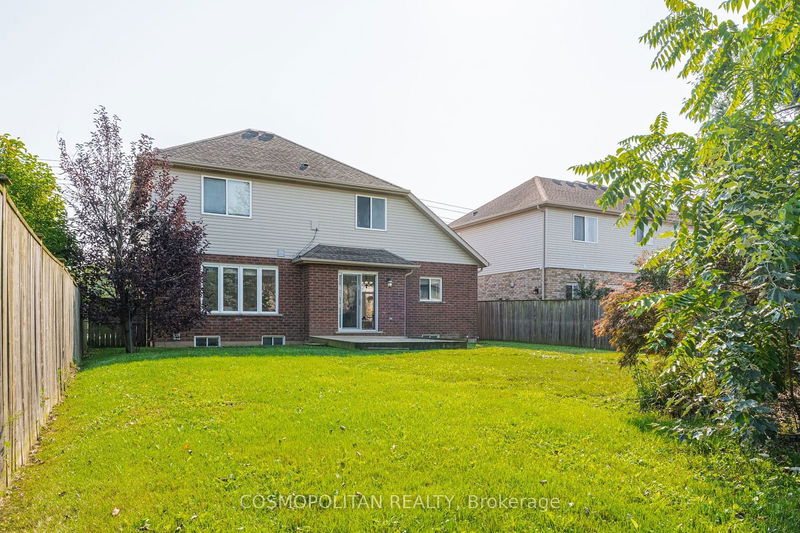 7045 Kalar Rd  Niagara Falls, L2H 3J6 | Image 36