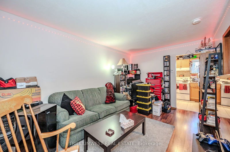 58 Fifth Ave  Kitchener, N2C 1P4 | Image 22