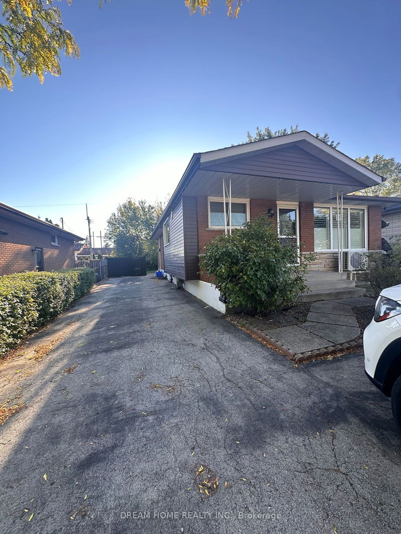 home for lease on Main-5 Empire Court