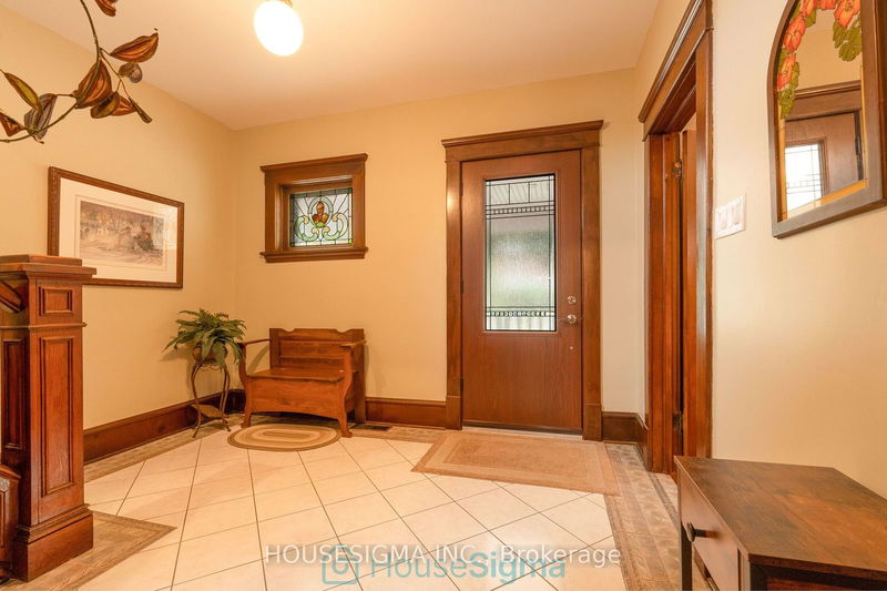 212 Front St  Stratford, N5A 4H7 | Image 7