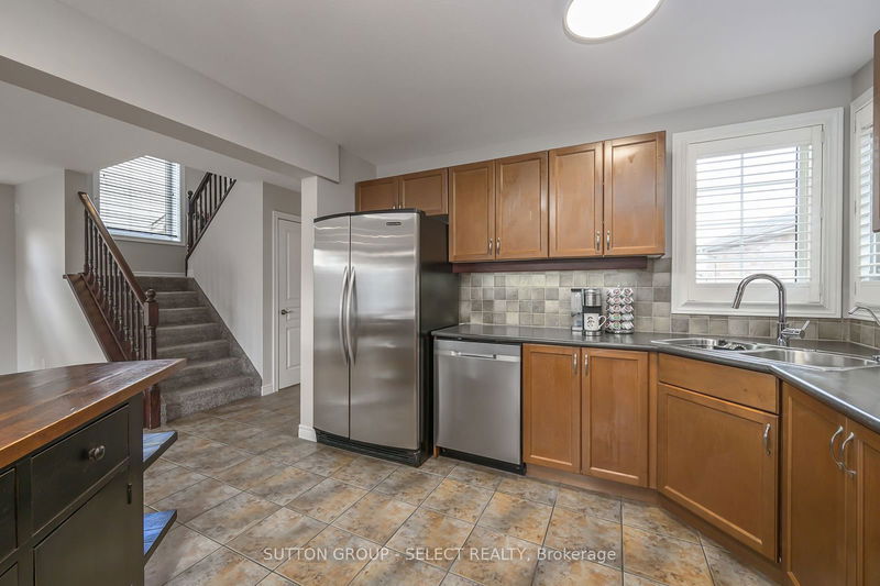 1884 Stackhouse Cres  London, N5X 4M6 | Image 10