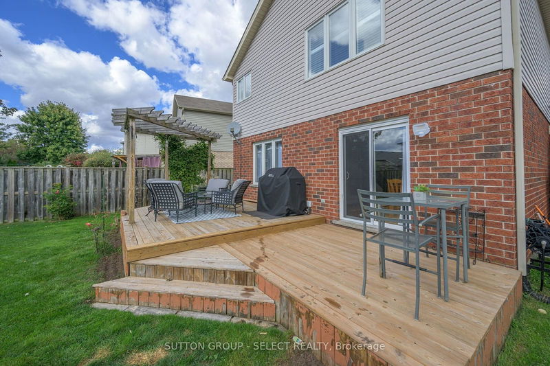 1884 Stackhouse Cres  London, N5X 4M6 | Image 29