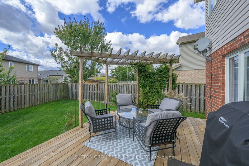 1884 Stackhouse Cres  London, N5X 4M6 | Image 30